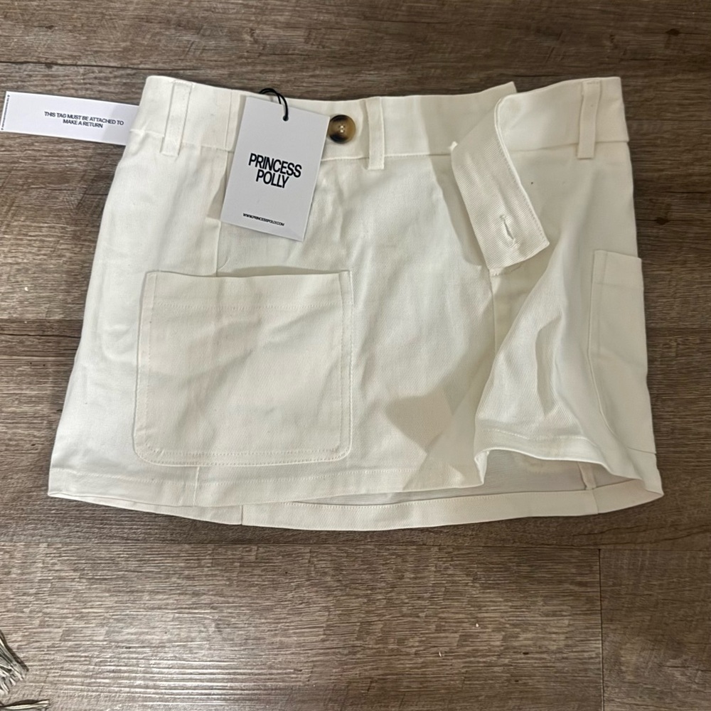 BNWT Princess Polly brinnley mini skirt